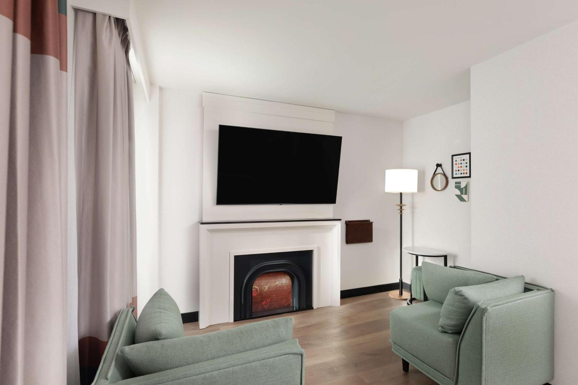Pennyweight Hotel Boston, Curio Collection By Hilton Εξωτερικό φωτογραφία